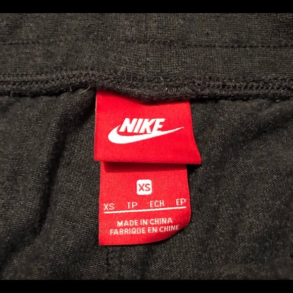 Nike track pants - Picture 3 of 3